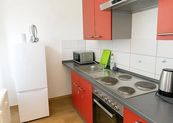 Ideal Fuer Monteure 3 Mit Kueche, Waschmaschine, Bad, Wifi, Flat Tv Usw Halle (Saale)